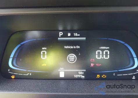 2025 Hyundai Elantra Sel Sport z USA, uszkodzony, nr VIN KMHLM4DG4SU882605